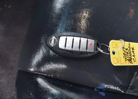 2019 Nissan Pathfinder Sl from USA, damaged, VIN 5N1DR2MM8KC621662